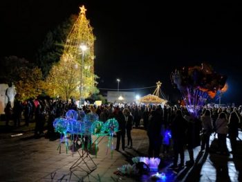  Μια βραδιά γεμάτη φως και εορταστική μαγεία στα Λιθαρίτσια!