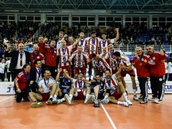 Ο Ολυμπιακός κατέκτησε στην Άρτα το Λιγκ Καπ «Νίκος Σαμαράς»
