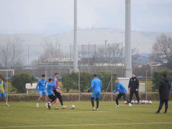 Αμφίβολος ο Μάντζης και αποχώρηση του προπονητή τερματοφυλάκων από το τεχνικό team