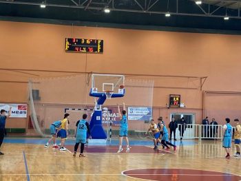 Εφήβων: Προβάδισμα σε Λέων Μεσολογγίου και Ιόνιο 