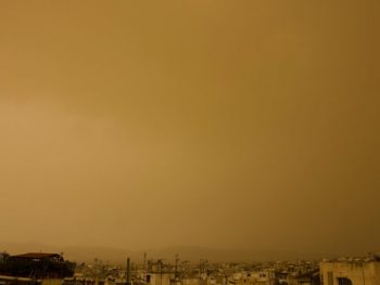 ΕΟΔΥ: Μέτρα Προστασίας από την Αφρικανική Σκόνη