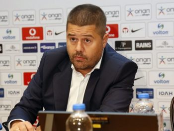 "Αποφασιστικότητα και ενότητα"