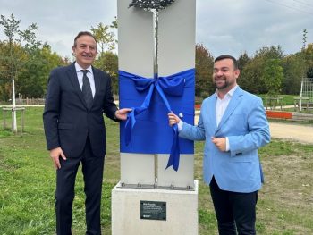 Η «Πλατεία Ιωαννίνων» εγκαινιάστηκε στον αδελφοποιημένο Δήμο του Σβέρτε στη Γερμανία