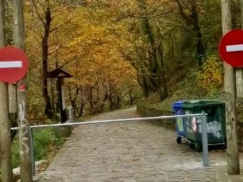 Τοποθετήθηκε η μπάρα στο μονοπάτι προς την Μονή Στομίου