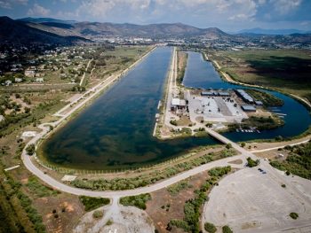 Η Ελληνική Ολυμπιακή Επιτροπή προχωρά στην ανακαίνιση και σωτηρία του κωπηλατοδρομίου στο Σχοινιά 