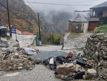 Κινδυνεύουν σπίτια στα Βόρεια Τζουμέρκα