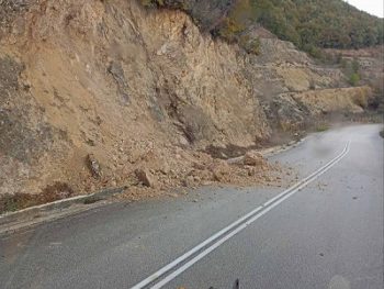 Εντατικές παρεμβάσεις του Δήμου Πωγωνίου λόγω των έντονων καιρικών φαινομένων