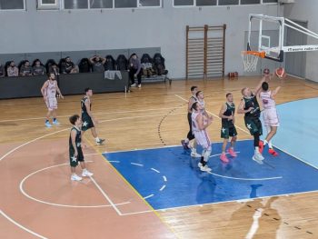 Δια πυρός και σιδήρου η Αστράκα λύγισε την ΚΑΕ Παραμυθιά