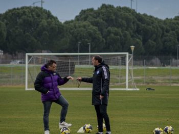 Τελευταία προπόνηση του 2025 με παρουσία του Νίκου Σιόντη