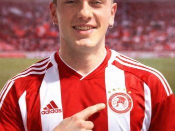 Ξανά στα ερυθρόλευκα ο Κωνσταντίνος Ρίζος 