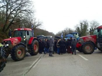 Επιστρέφουν τα μπλόκα στο Καλπάκι και το λιμάνι Ηγουμενίτσας