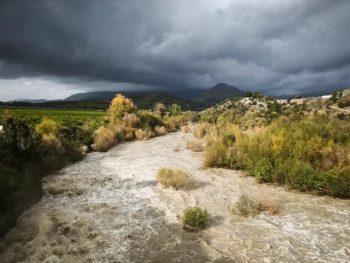 Ήπειρος: Επίμονη βροχή και κορεσμένα εδάφη