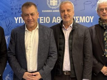 Σημαντικές επαφές του Δημάρχου Ιωαννίνων στην Αθήνα για χρηματοδότηση αθλητικών υποδομών και παιδικών χαρών