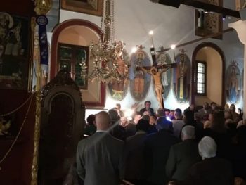 Κατάνυξη στα Ιωάννινα- Πλήθος κόσμου στα Δώδεκα Ευαγγέλια και τη Σταύρωση