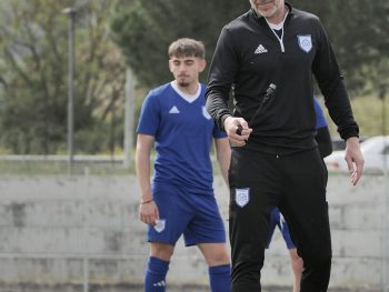 Σήκωσαν και πάλι μανίκια