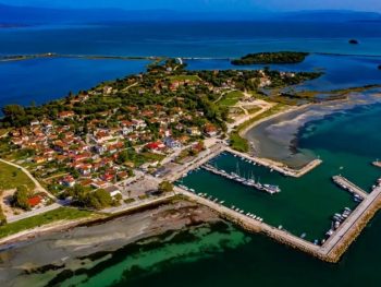 Προσάραξε ιστιοφόρο με Πολωνούς τουρίστες στην Κορωνησία
