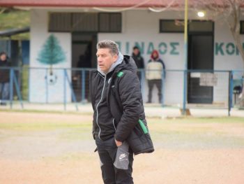 Παραμένει στο πόστο του μετά την επιτυχημένη σεζόν