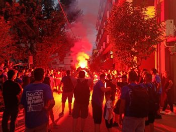 Η νύχτα έγινε μέρα για τα 60 χρόνια του ΠΑΣ Γιάννινα - Εντυπωσιακό θέαμα από τους οπαδούς του ΠΑΣ 