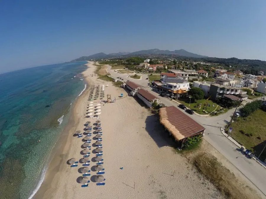 Ναυαγοσώστης έσωσε γιαγιά και εγγόνι από θαλάσσια ρεύματα