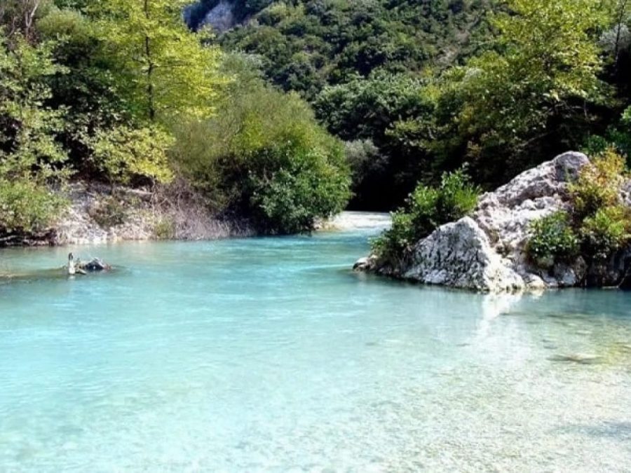 Αχέροντας: Μάνα και κόρη τραυματίστηκαν από πτώση βράχου κατά την πεζοπορία