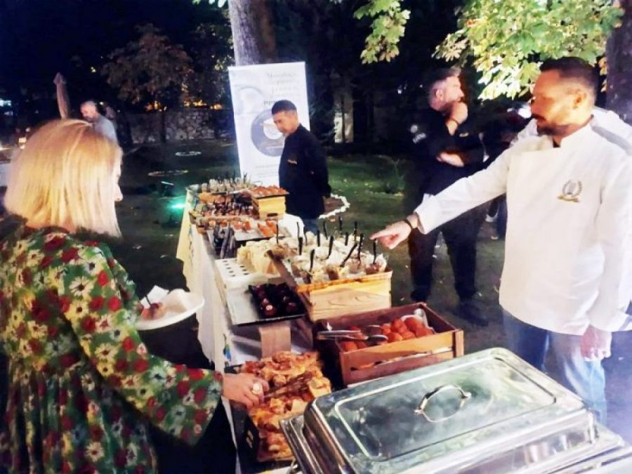 H «Ηπειρώτικη Γαστρονομία» συστήθηκε σε χορηγούς και συνεργάτες του Ioannina Lake Run