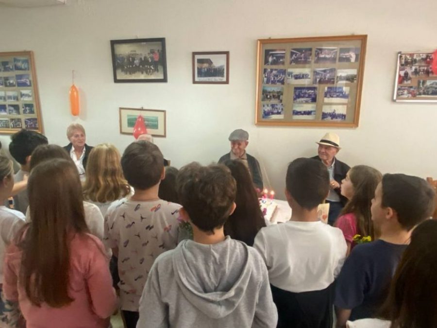 Όταν οι γενιές συναντιούνται – Γιορτή στα ΚΑΠΗ και το ΚΗΦΗ για την Ημέρα Ηλικιωμένων