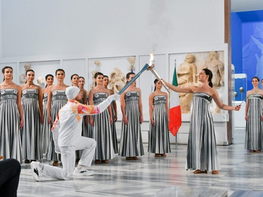 Η Ολυμπιακή Φλόγα από την ιερή γη της Αρχαίας Ολυμπίας ξεκίνησε το ταξίδι για Milano-Cortina