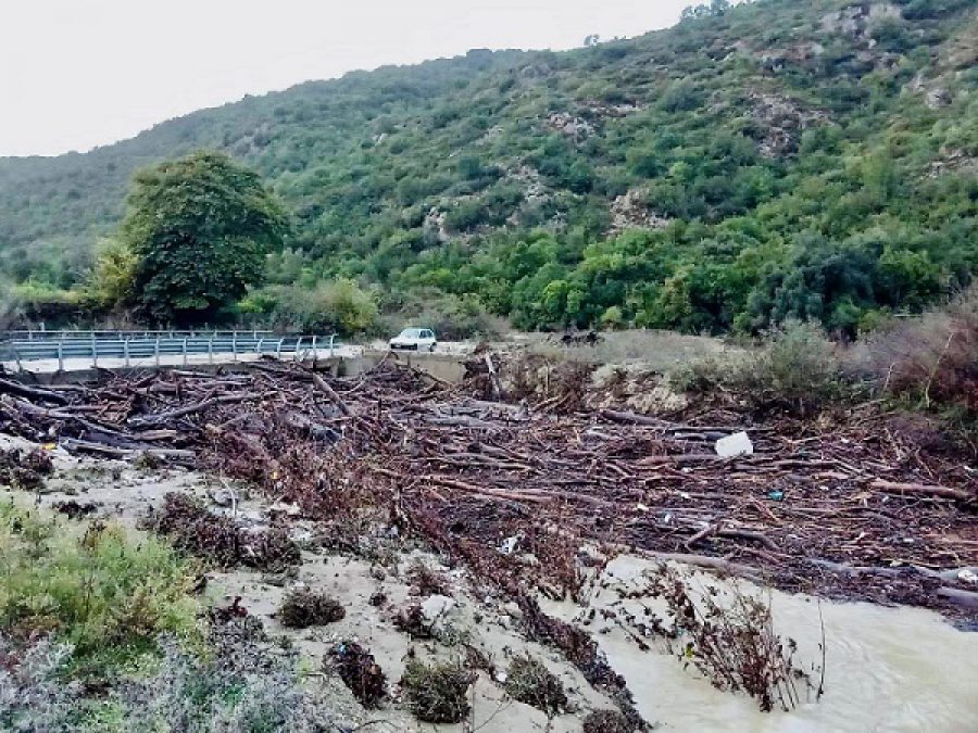 Στον καθαρισμό των  ποταμών Λούρου  και Καλαμά συναινεί το Υπουργείο Περιβάλλοντος