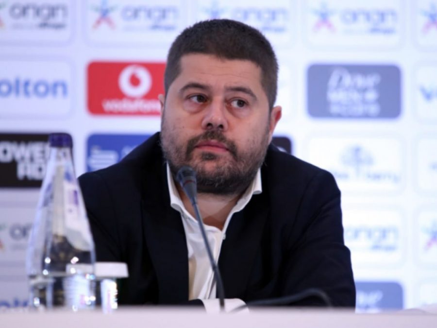 "Με ενότητα, πράξεις και διαφάνεια στο νέο αιώνα, το ποδόσφαιρο μας ενώνει"