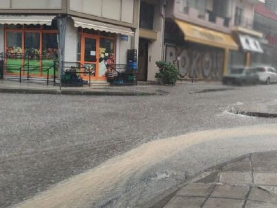 “Kόκκινη προειδοποίηση” για επικίνδυνα καιρικά φαινόμενα - Σε ετοιμότητα η Περιφέρεια Ηπείρου