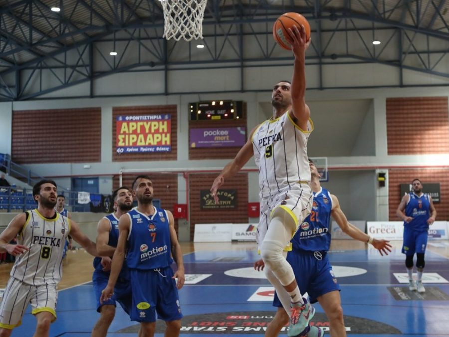 Οι Μαχητές νίκησαν την ΑΓΕΧ στα Πεύκα