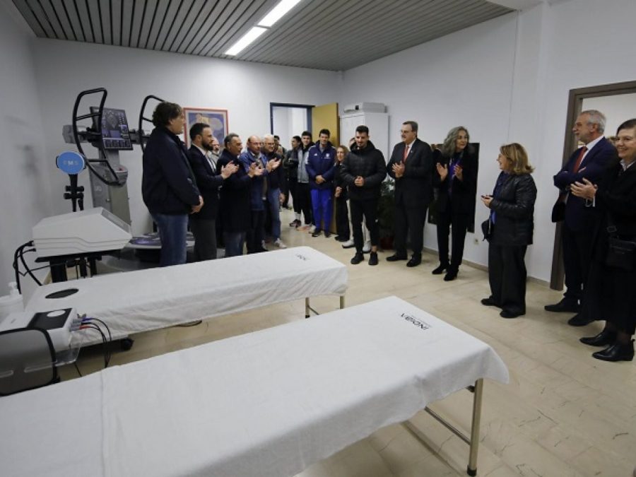 Εγκαινιάστηκε από τον Ισίδωρο Κούβελο και τη Σοφία Σακοράφα το φυσικοθεραπευτήριο στο ΟΑΚΑ