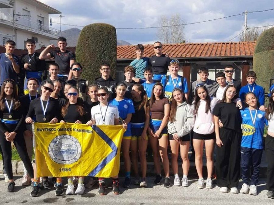 Οκτώ μετάλλια στην Καστοριά για τα «κουπιά» του Ν.Ο.Ι.