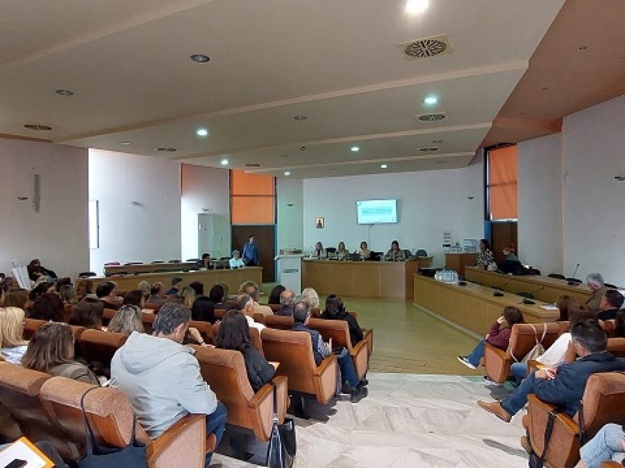 Ολοκληρώθηκε με επιτυχία η επιμορφωτική ημερίδα για τη Διαπολιτισμική Εκπαίδευση στη Φιλιππιάδα