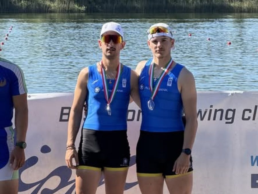 Εννέα μετάλλια με το καλημέρα τα ελληνικά κουπιά 