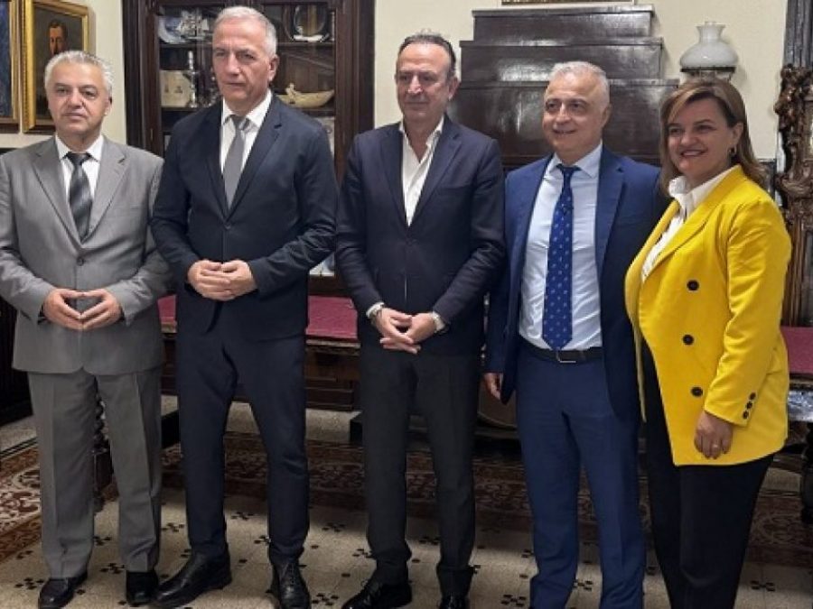Με συγκεκριμένες και τεκμηριωμένες προτάσεις η συνάντηση του Δημάρχου Ιωαννίνων με τους δύο υφυπουργούς Ανάπτυξης